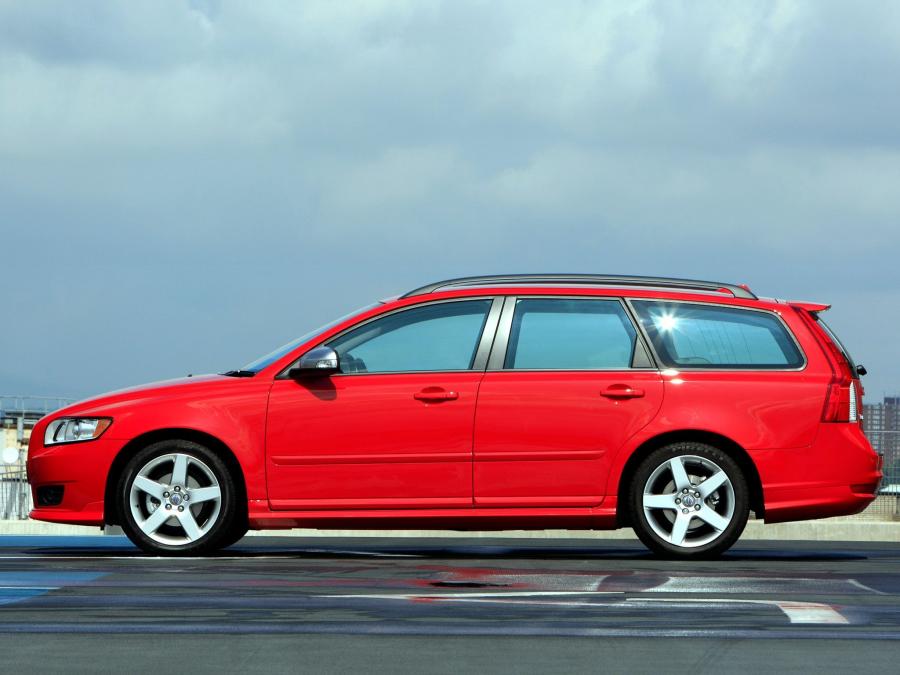  Volvo V50 DRIVe R-Design 2009 года  (UK) (фото 2 из 6)